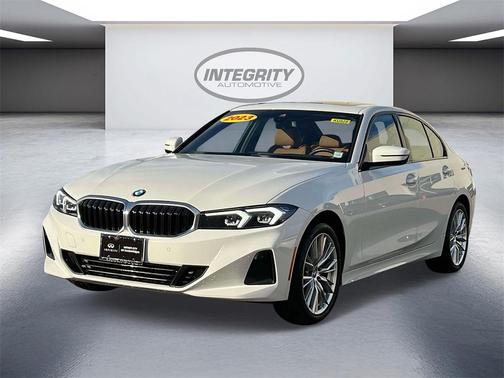 2023 BMW 330 i xDrive
