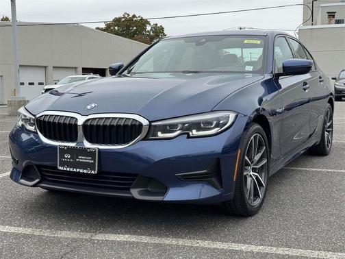 2022 BMW 330 i xDrive