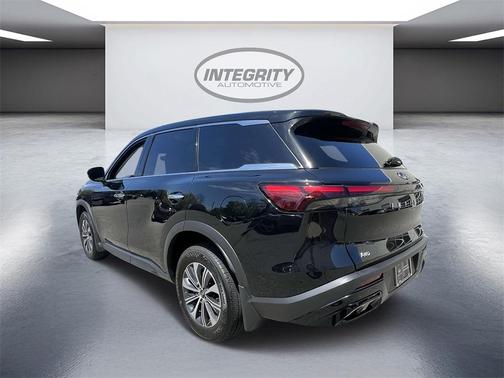 2022 INFINITI QX60 Pure