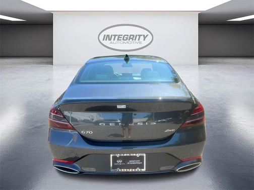2024 Genesis G70 2.5T