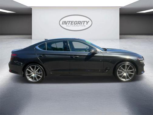 2024 Genesis G70 2.5T