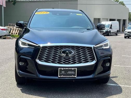 2025 INFINITI QX55 LUXE
