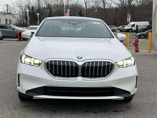 2024 BMW 540 i xDrive