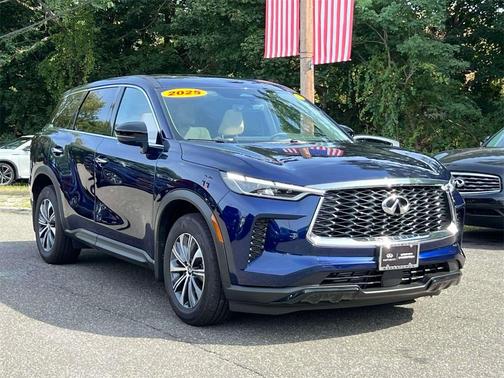 2025 INFINITI QX60 Pure