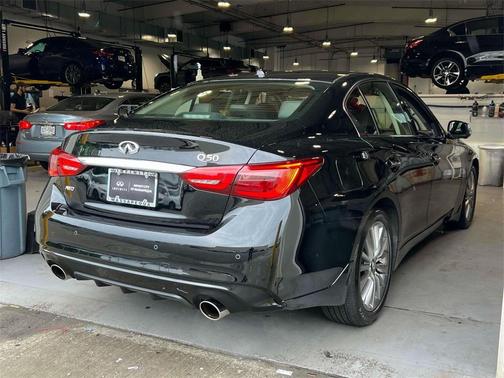 2024 INFINITI Q50 LUXE