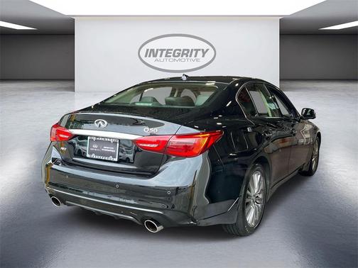 2024 INFINITI Q50 LUXE