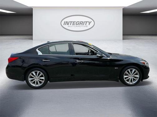 2017 INFINITI Q50 2.0T Premium