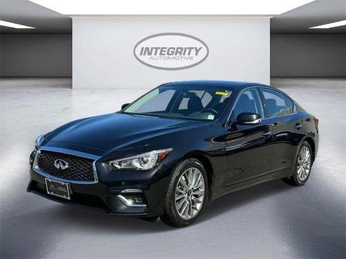 2022 INFINITI Q50 LUXE