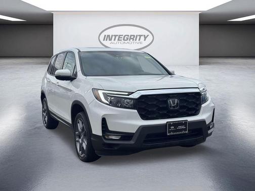 White 2023 Honda Passport EX-L