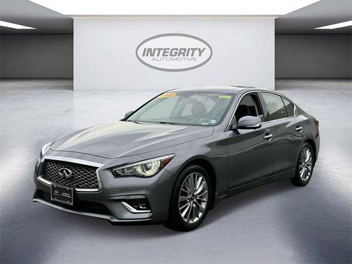 2022 INFINITI Q50 LUXE