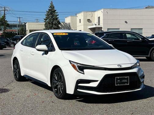 2023 Toyota Corolla SE