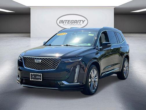 Stellar Black Metallic 2023 Cadillac XT6 Premium Luxury AWD