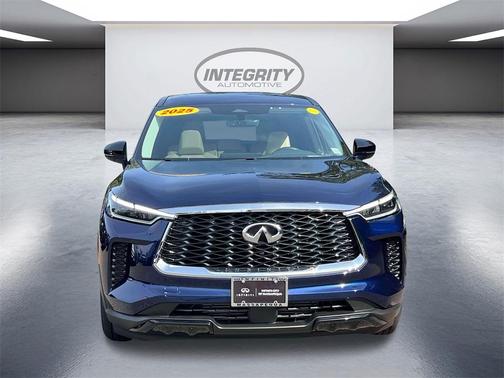 2025 INFINITI QX60 Pure
