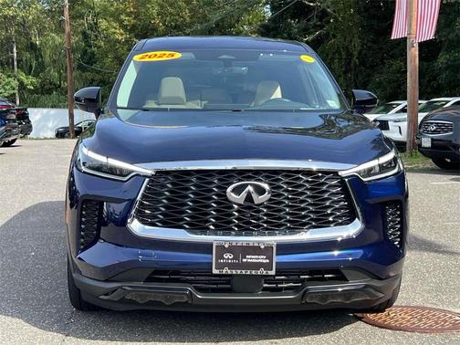 2025 INFINITI QX60 Pure