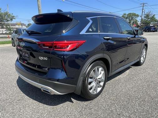 2021 INFINITI QX50 Luxe