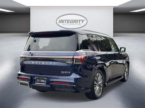 2025 INFINITI QX80 SENSORY