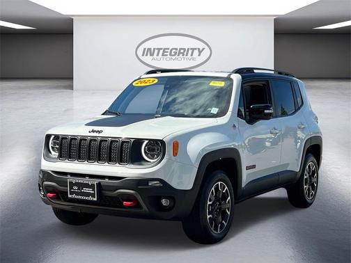 2023 Jeep Renegade Trailhawk