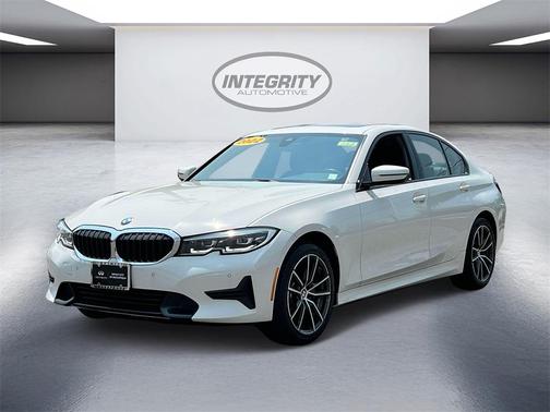 2022 BMW 330 i xDrive
