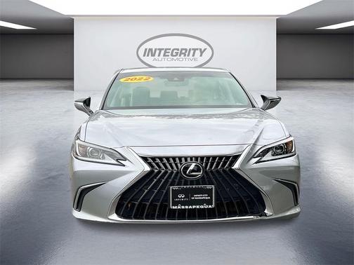 2022 Lexus ES 350 Base