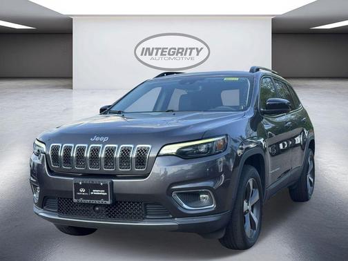 Granite Crystal Clearcoat Metallic 2022 Jeep Cherokee Limited