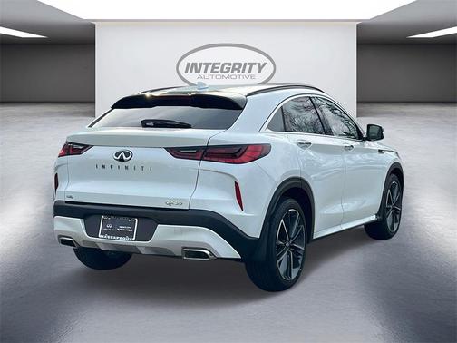 2023 INFINITI QX55 SENSORY