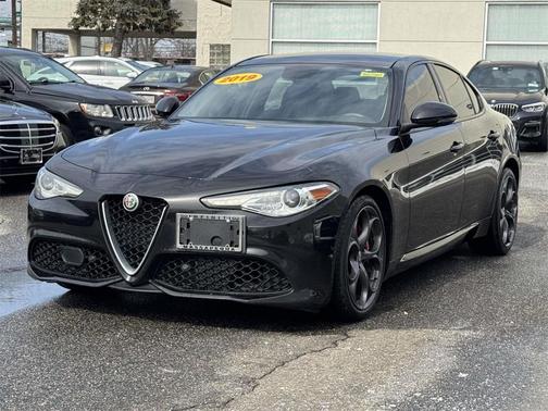 2019 Alfa Romeo Giulia Ti