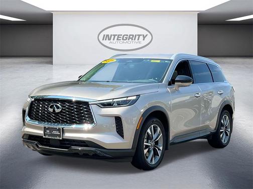 2025 INFINITI QX60 Luxe