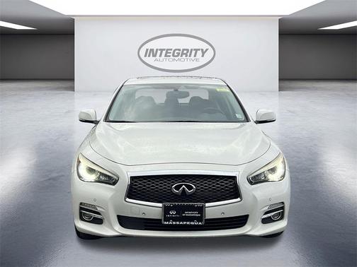2015 INFINITI Q50 Premium