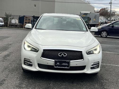2015 INFINITI Q50 Premium