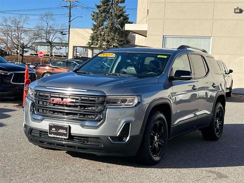 2023 GMC Acadia AT4