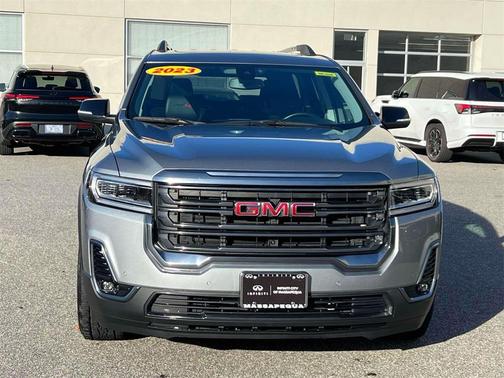 2023 GMC Acadia AT4