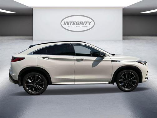 2025 INFINITI QX55 LUXE