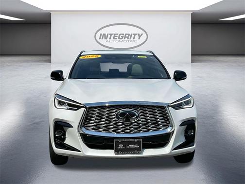 2025 INFINITI QX55 LUXE