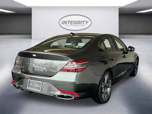 2024 Genesis G70 2.5T