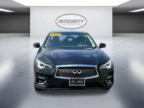 2022 INFINITI Q50 LUXE