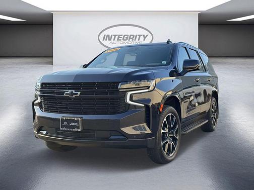 Dark Ash Metallic 2024 Chevrolet Tahoe RST