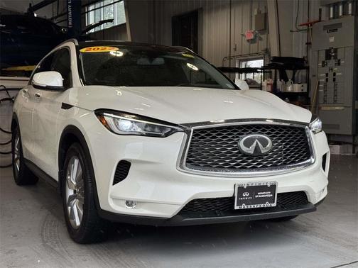 2022 INFINITI QX50 Luxe