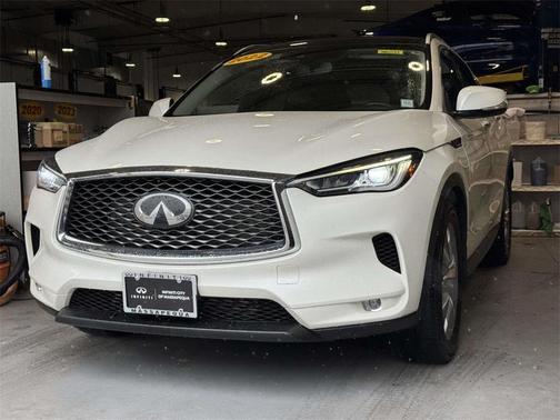 2022 INFINITI QX50 Luxe