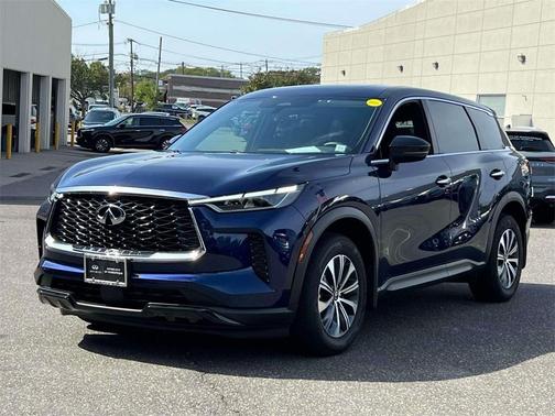 2025 INFINITI QX60 Pure