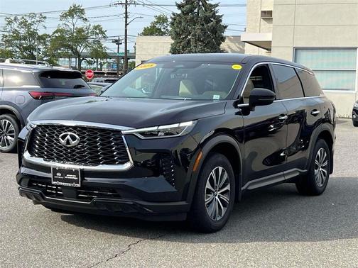 2025 INFINITI QX60 Pure