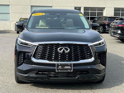 2025 INFINITI QX60 Pure