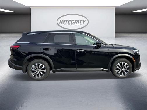 2025 INFINITI QX60 Pure
