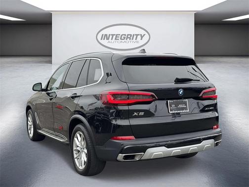 2023 BMW X5 PHEV xDrive45e