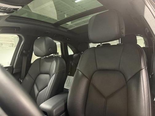 2025 Porsche Macan T