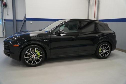 2026 Porsche Cayenne AWD