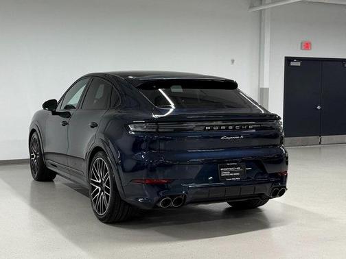 2025 Porsche Cayenne S Coupe AWD