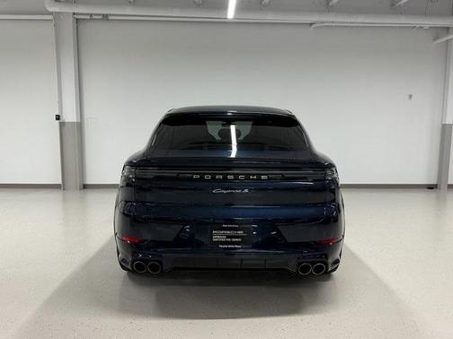 2025 Porsche Cayenne S Coupe AWD