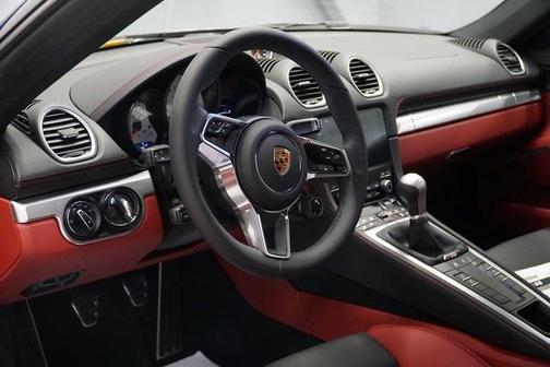 2025 Porsche 718 Cayman S