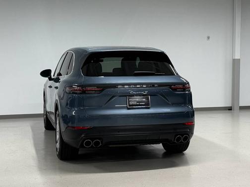 Biscay Blue Metallic 2019 Porsche Cayenne