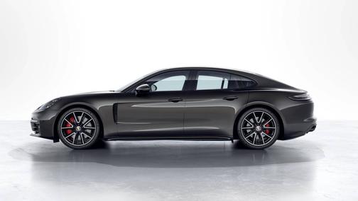 Volcano Grey Metallic 2022 Porsche Panamera